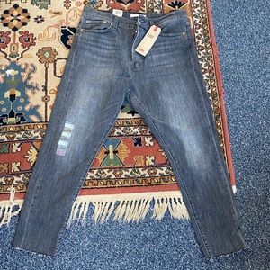 Levi’s jeans trendy NWT